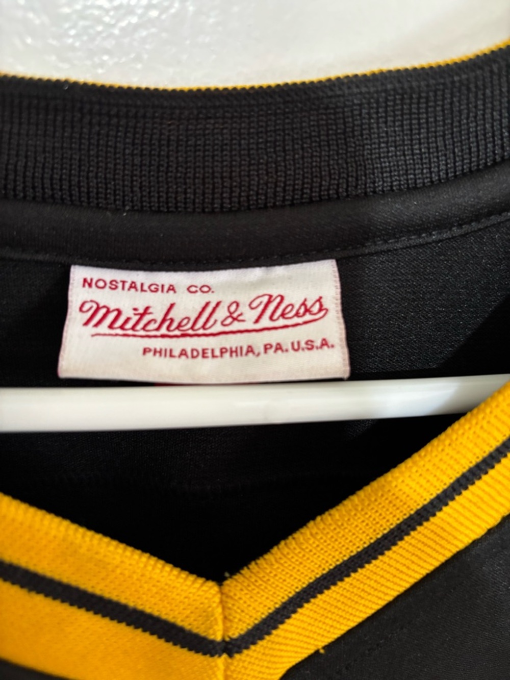 Mitchell & Ness Kent Tekulye 1979 Black and Yellow Pullover Jersey Collar - Picture 4 of 9